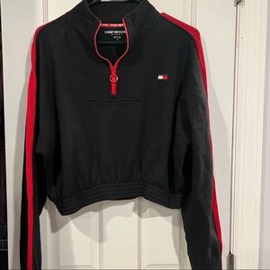 Tommy Hilfiger cropped sweatshirt